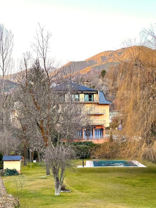 Acogedor Alojamiento En Martinet, Cerdanya, Puigcerda Exteriör bild